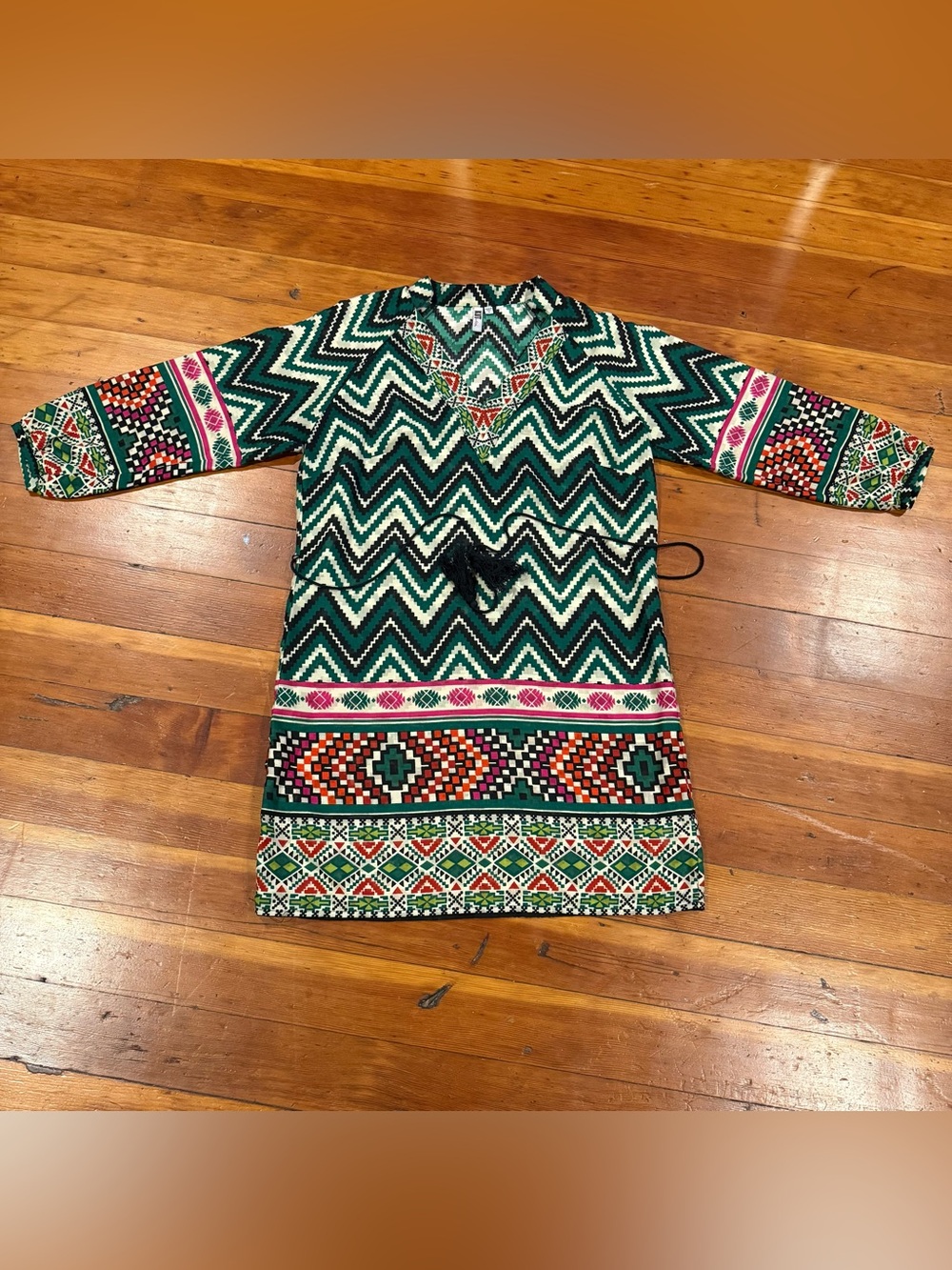 Kut from the Kloth Girls Green Chevron & Multicolor Aztec Tunic